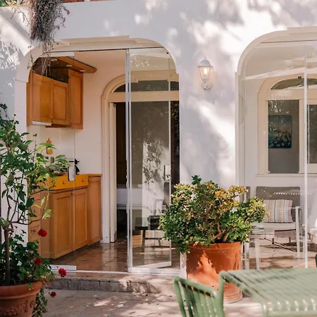 아파트 23baci, 카프리