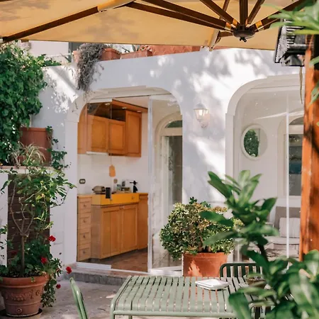 アパート 23baci, カプリ